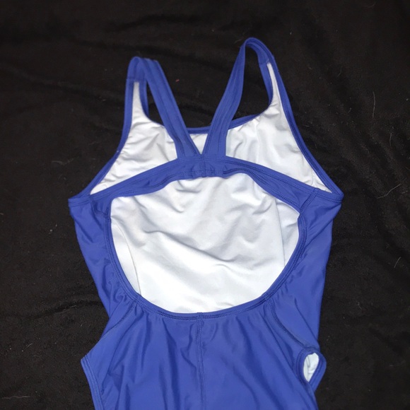 nike swimwear - Picture 3 of 3